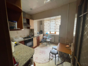 Satılır 3 otaqlı 70 m2 köhnə tikili Həzi Aslanov
