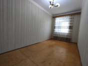 Satılır 2 otaqlı 50 m2 köhnə tikili 5 mkr