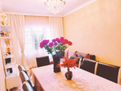 Satılır 4 otaqlı 90 m2 köhnə tikili Həzi Aslanov m.