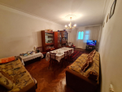 Satılır 3 otaqlı 89 m2 köhnə tikili 9 mkr