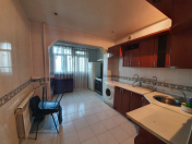 Satılır 2 otaqlı 78 m2 köhnə tikili Binəqədi r.