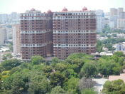 İcarəyə verilir 3 otaqlı 180 m2 yeni tikili Nizami m.