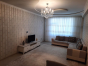 Satılır 3 otaqlı 138 m2 yeni tikili Badamdar