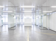 İcarəyə verilir 5 otaqlı 2500 m2 obyekt Nizami m.