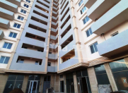 Satılır 1 otaqlı 72 m2 yeni tikili Neftçilər m.