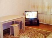 İcarəyə verilir 2 otaqlı 40 m2 köhnə tikili Yasamal r.