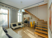 İcarəyə verilir 2 otaqlı 70 m2 köhnə tikili Sahil m.