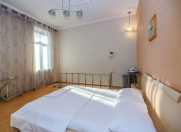 İcarəyə verilir 2 otaqlı 70 m2 köhnə tikili Sahil m.