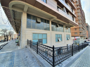 İcarəyə verilir 15 otaqlı 2000 m2 obyekt Təzə bazar