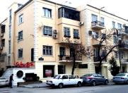 İcarəyə verilir 2 otaqlı 50 m2 köhnə tikili 28 May m.