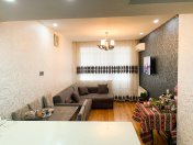 Satılır 3 otaqlı 82 m2 yeni tikili Bakıxanov