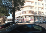 Satılır 1 otaqlı 77 m2 obyekt Qara Qarayev m.