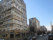 Satılır 2 otaqlı 65 m2 köhnə tikili 8 mkr