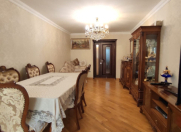 Satılır 4 otaqlı 100 m2 köhnə tikili İnşaatçılar m.