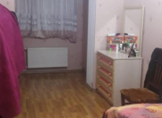 Satılır 4 otaqlı 150 m2 köhnə tikili Elit ticarət mərkəzi