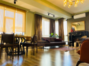 Satılır 4 otaqlı 160 m2 yeni tikili Nəriman Nərimanov m.