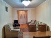 İcarəyə verilir 2 otaqlı 60 m2 köhnə tikili İçəri Şəhər m.