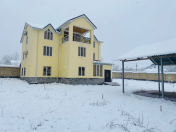 İcarəyə verilir 8 otaqlı 240 m2 villa Qəbələ