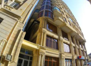 Satılır 3 otaqlı 195 m2 yeni tikili Sahil m.