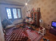 Satılır 3 otaqlı 85 m2 köhnə tikili Atatürk parkı