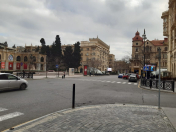 Satılır 2 otaqlı 70 m2 köhnə tikili Sahil m.