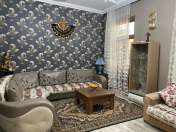 Satılır 2 otaqlı 65 m2 köhnə tikili Bakıxanov