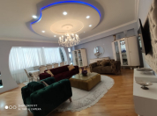 İcarəyə verilir 4 otaqlı 210 m2 yeni tikili 20 yanvar m.