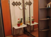 Satılır 3 otaqlı 70 m2 köhnə tikili Xalqlar Dostluğu m.