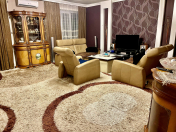 Satılır 4 otaqlı 100 m2 köhnə tikili Gəncə