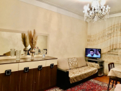 Satılır 2 otaqlı 50 m2 köhnə tikili 3 mkr