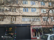 Satılır 2 otaqlı 61 m2 köhnə tikili Xalqlar Dostluğu m.