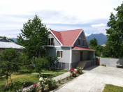 İcarəyə verilir 3 otaqlı 250 m2 villa Qəbələ