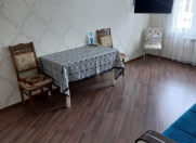 İcarəyə verilir 2 otaqlı 60 m2 köhnə tikili Y.Günəşli