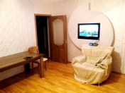 İcarəyə verilir 3 otaqlı 100 m2 yeni tikili Həzi Aslanov