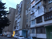 Satılır 4 otaqlı 120 m2 köhnə tikili Xalqlar Dostluğu m.