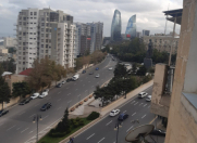 Satılır 5 otaqlı 110 m2 köhnə tikili İçəri Şəhər m.