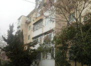 Satılır 3 otaqlı 70 m2 köhnə tikili 8 km