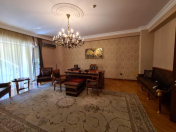 İcarəyə verilir 3 otaqlı 200 m2 ofis İçəri Şəhər m.