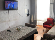 Satılır 2 otaqlı 45 m2 köhnə tikili Bakıxanov