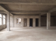 Satılır 10 otaqlı 2000 m2 obyekt 8 mkr