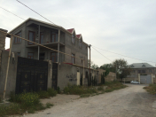 Satılır 10 otaqlı 300 m2 villa Y.Ramana