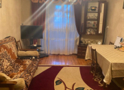 Satılır 2 otaqlı 45 m2 köhnə tikili Bakıxanov