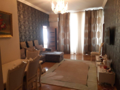 İcarəyə verilir 3 otaqlı 100 m2 köhnə tikili 28 May m.