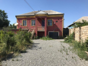 Satılır 9 otaqlı 240 m2 həyət evi Rəsulzadə
