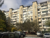 Satılır 3 otaqlı 80 m2 köhnə tikili Xalqlar Dostluğu m.