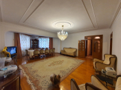 Satılır 4 otaqlı 145 m2 yeni tikili Nəriman Nərimanov m.