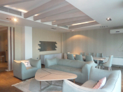 İcarəyə verilir 5 otaqlı 260 m2 yeni tikili İçəri Şəhər m.