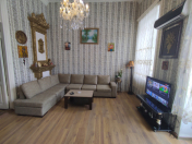 İcarəyə verilir 2 otaqlı 59 m2 köhnə tikili ISR Plaza