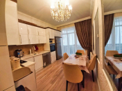 Satılır 4 otaqlı 142 m2 yeni tikili 8 km