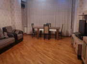 İcarəyə verilir 3 otaqlı 100 m2 yeni tikili 20 yanvar m.